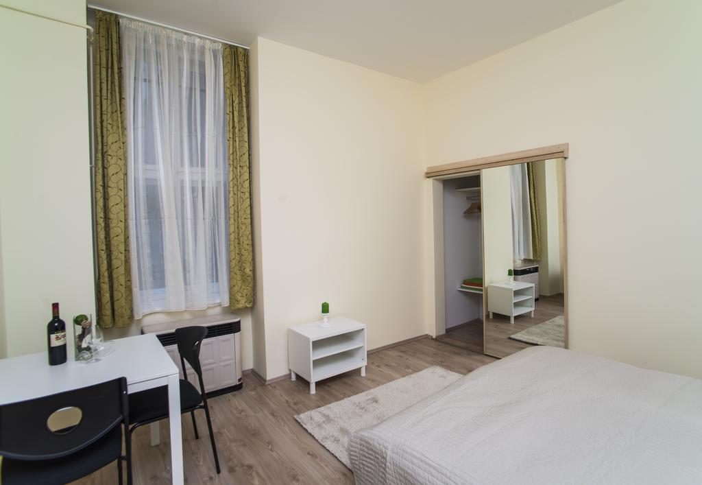 Rumbach Holiday Budapest Phòng bức ảnh